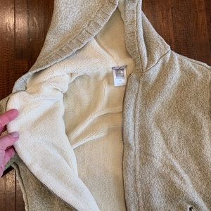 ‼️5 FOR 25‼️ North Face coziest zip-up  ever!